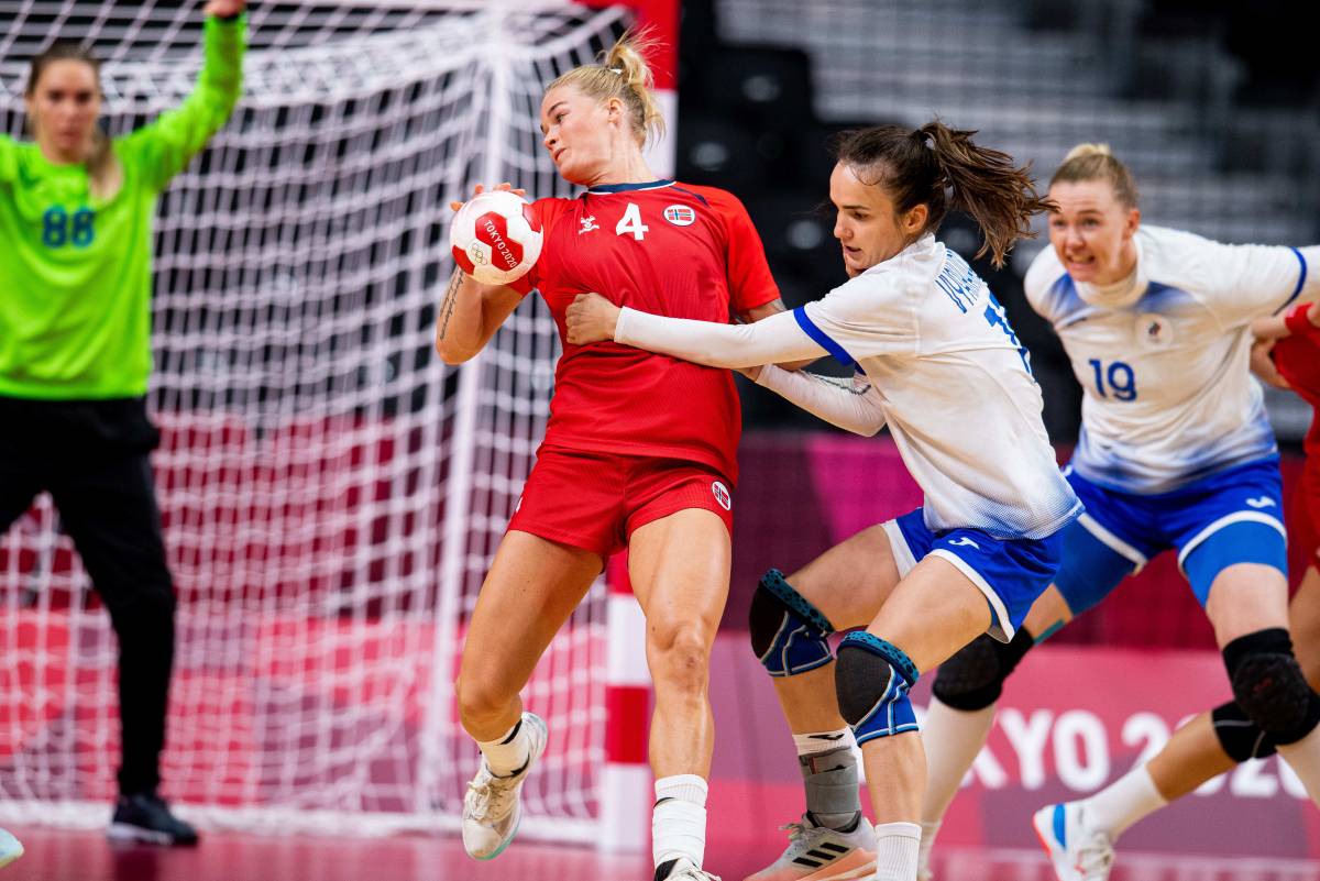 Norway (w) - Sweden( w): Forecast and bet on the women's handball match for the 3rd place at the OI-2020
